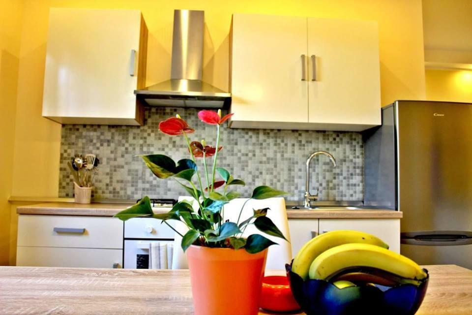 Apartments Klaudija พูลา ภายนอก รูปภาพ